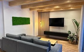 Alploft Apartment Top2